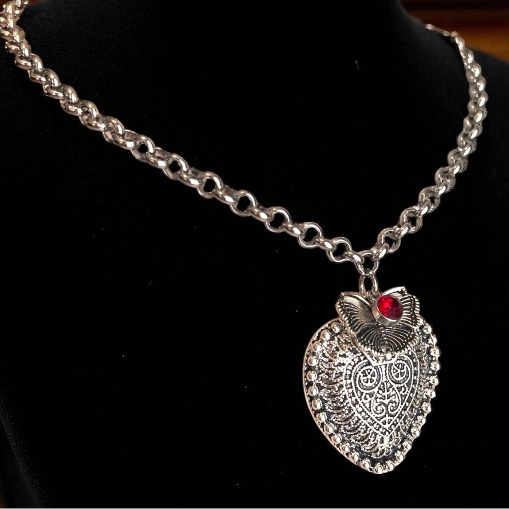 Beautiful Silver Toned Heart Necklace with Butterfly and Red Gem Charm 16.5” - Picture 10 of 17